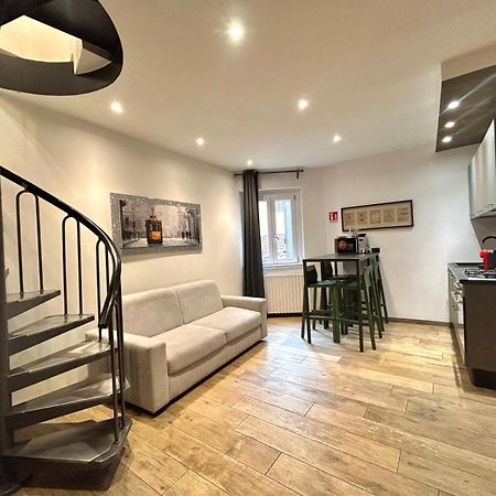 Leonardo Duplex Apartment Milan Exterior photo
