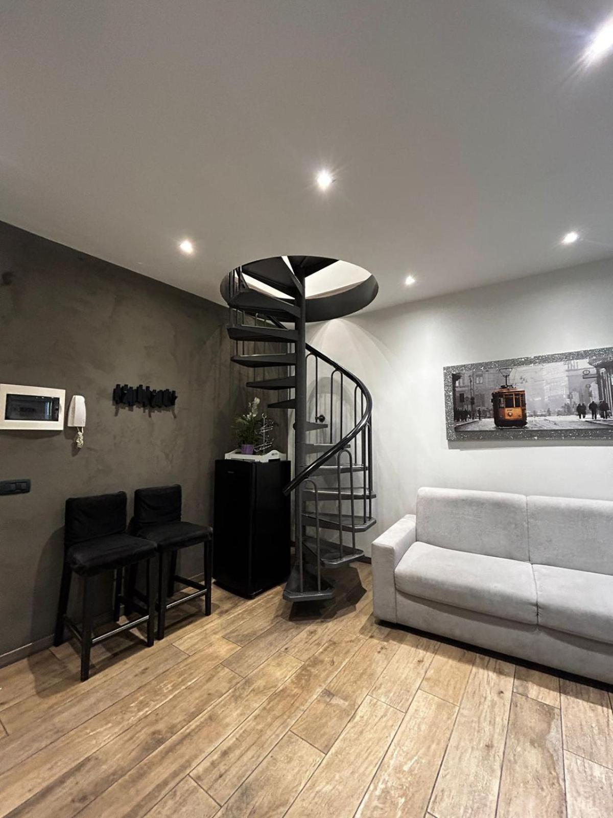 Leonardo Duplex Apartment Milan Exterior photo